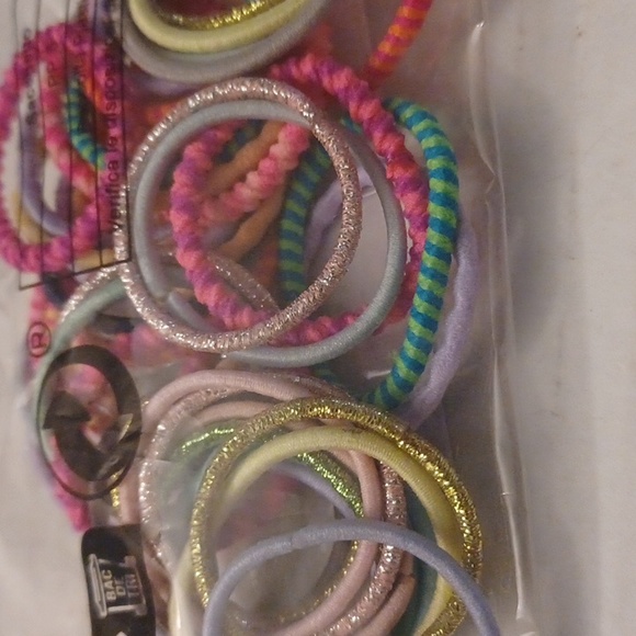 $4 Add-on New 50 Mixed-Colour Candy-Coloured Hair Ties - Small (Braid Size) - Picture 3 of 3